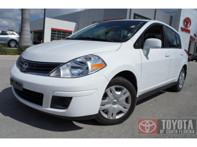 Photo of 2011 Nissan Versa