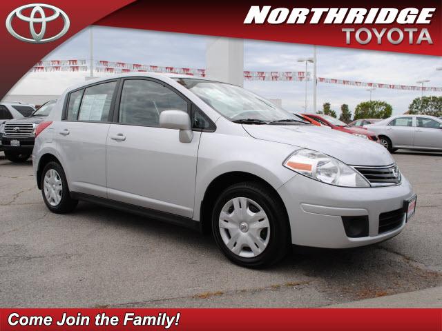 Photo of 2011 Nissan Versa