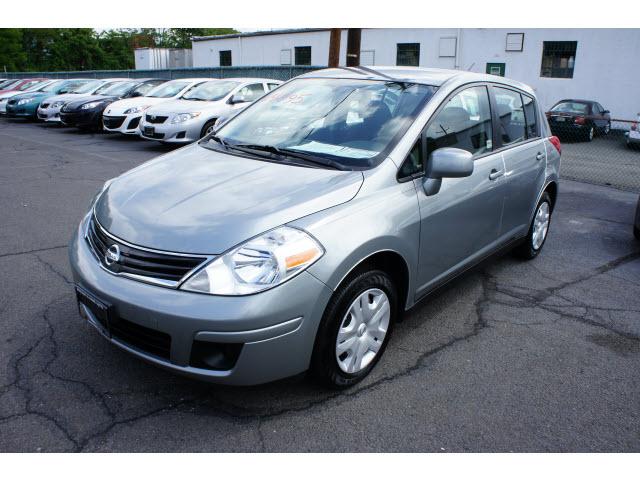 Photo of 2011 Nissan Versa