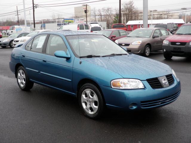 Photo of 2004 Nissan Sentra