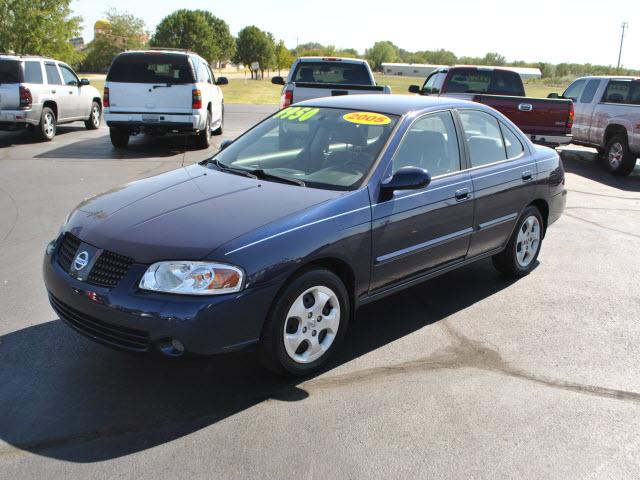 Photo of 2005 Nissan Sentra
