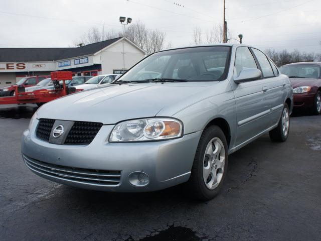 Photo of 2004 Nissan Sentra