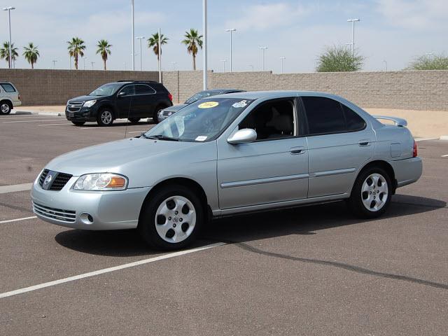 Photo of 2004 Nissan Sentra