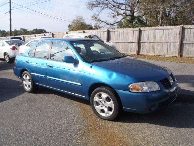 Photo of 2004 Nissan Sentra