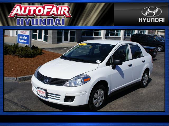 Photo of 2011 Nissan Versa