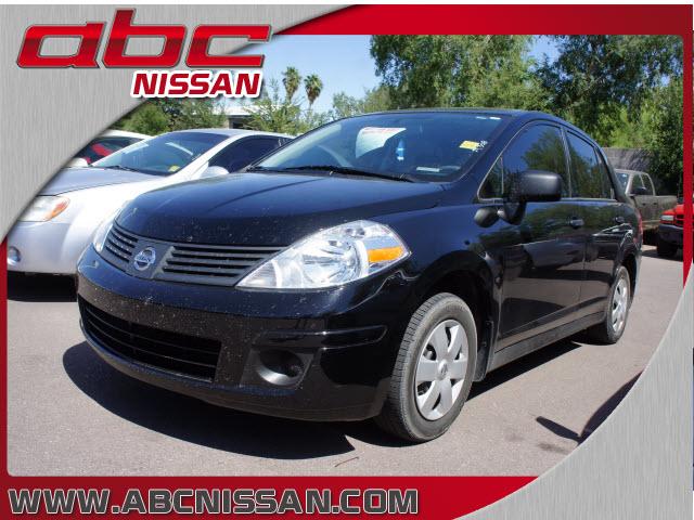 Photo of 2011 Nissan Versa