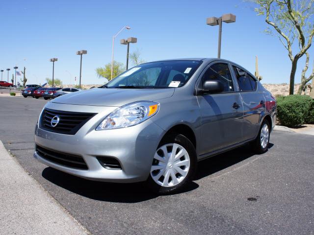 Photo of 2012 Nissan Versa
