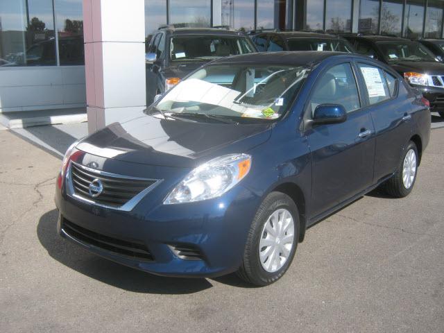 Photo of 2012 Nissan Versa