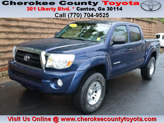 Photo of 2005 Toyota Tacoma