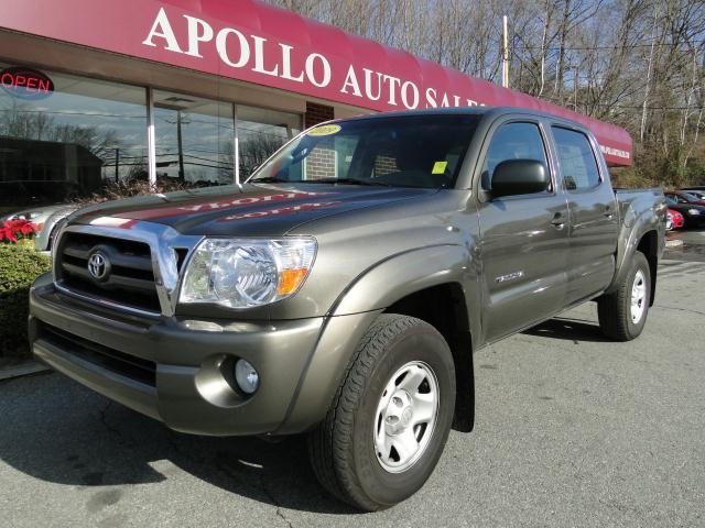 Photo of 2009 Toyota Tacoma