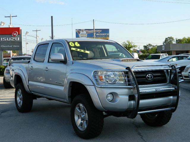 Photo of 2006 Toyota Tacoma