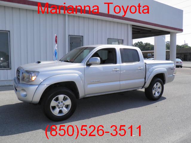 Photo of 2010 Toyota Tacoma