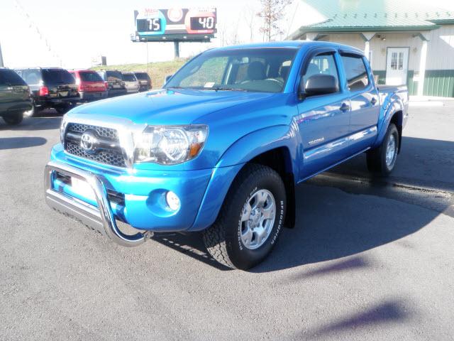Photo of 2011 Toyota Tacoma