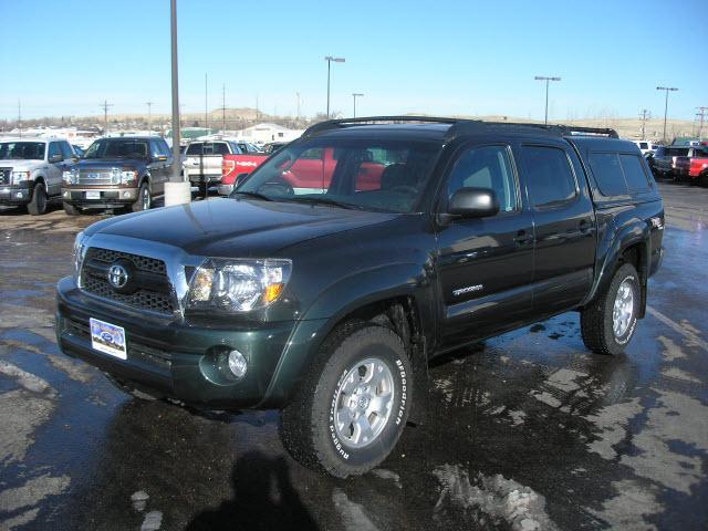 Photo of 2011 Toyota Tacoma