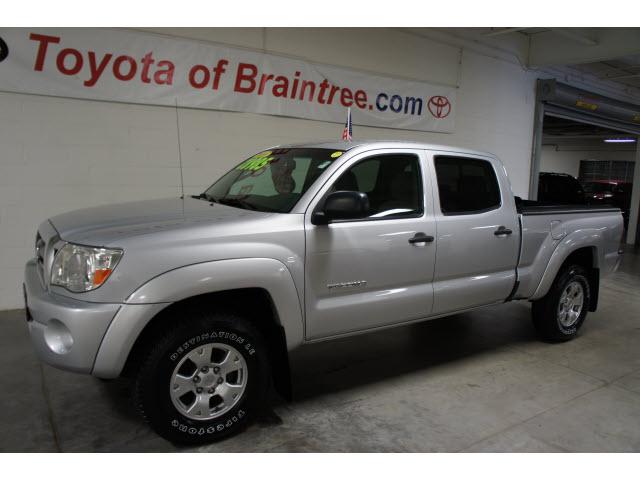 Photo of 2010 Toyota Tacoma