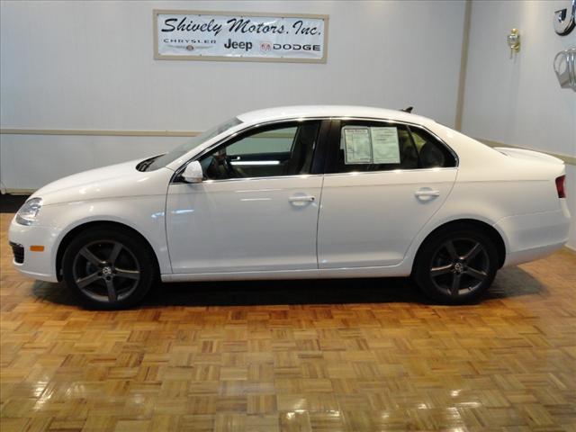 Photo of 2010 Volkswagen Jetta