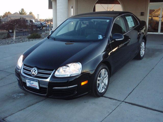 Photo of 2010 Volkswagen Jetta