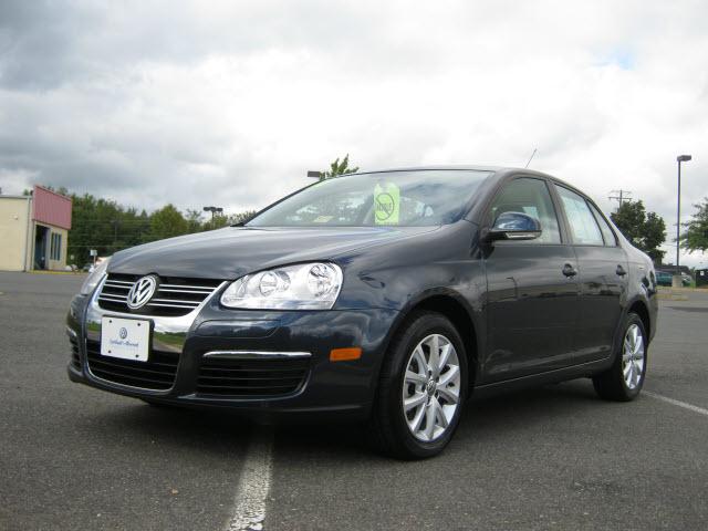 Photo of 2010 Volkswagen Jetta