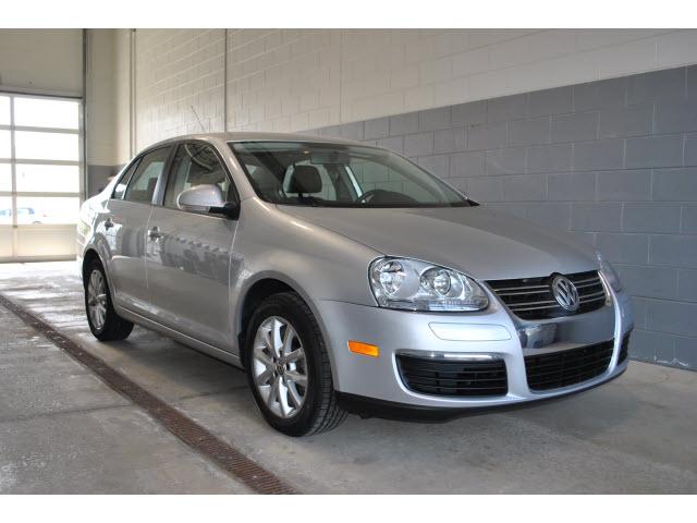 Photo of 2010 Volkswagen Jetta