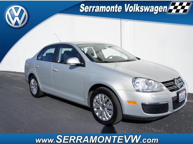 Photo of 2010 Volkswagen Jetta
