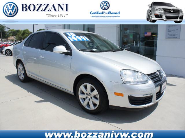 Photo of 2010 Volkswagen Jetta