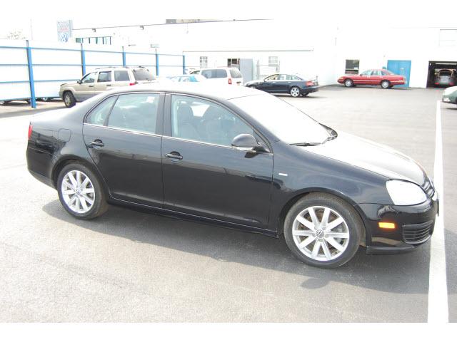 Photo of 2010 Volkswagen Jetta