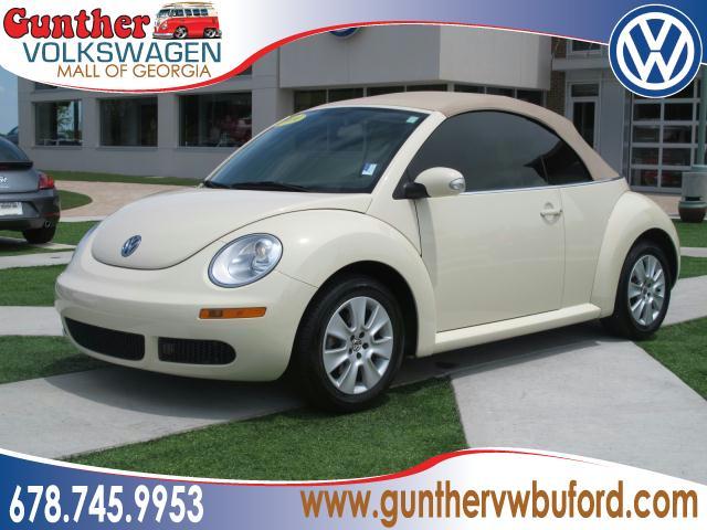 Photo of 2009 Volkswagen New Beetle Convertible