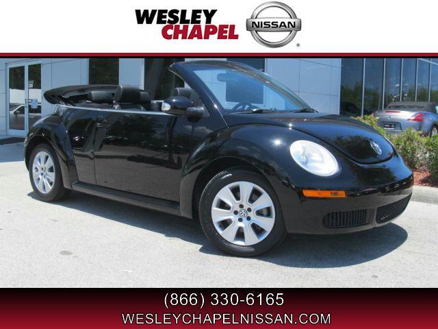Photo of 2009 Volkswagen New Beetle Convertible