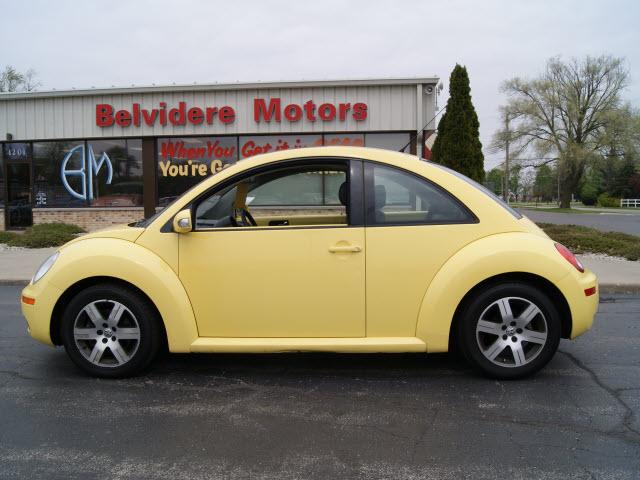 Photo of 2006 Volkswagen Beetle