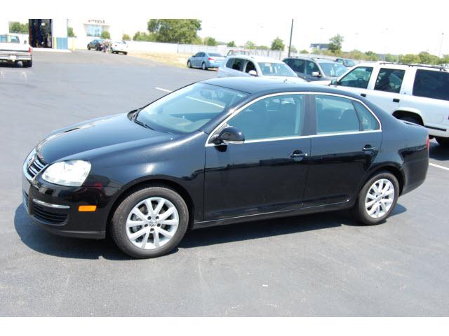Photo of 2010 Volkswagen Jetta