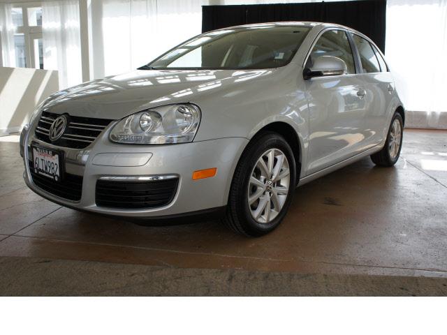Photo of 2010 Volkswagen Jetta