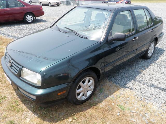 Photo of 1998 Volkswagen Jetta