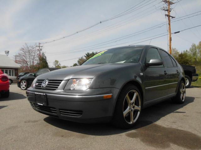 Photo of 2004 Volkswagen Jetta