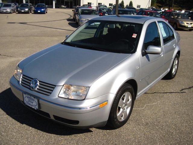 Photo of 2005 Volkswagen Jetta Sedan