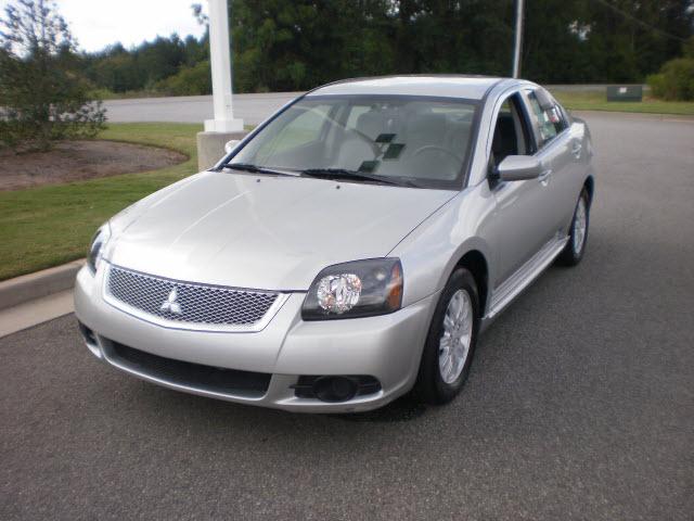 Photo of 2010 Mitsubishi Galant