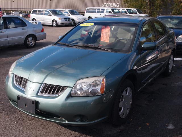 Photo of 2004 Mitsubishi Galant