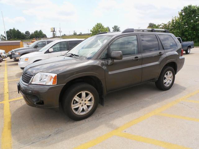 Photo of 2010 Mitsubishi Endeavor