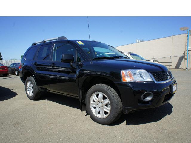 Photo of 2011 Mitsubishi Endeavor
