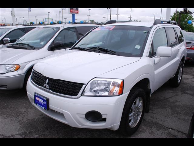 Photo of 2011 Mitsubishi Endeavor