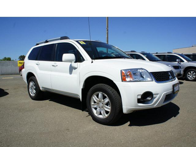 Photo of 2011 Mitsubishi Endeavor