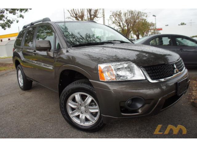 Photo of 2011 Mitsubishi Endeavor
