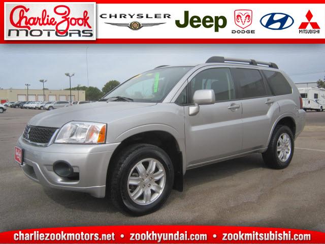 Photo of 2010 Mitsubishi Endeavor