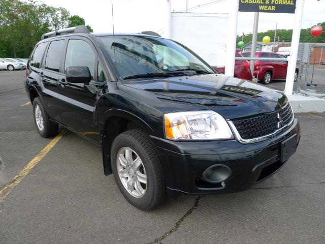 Photo of 2011 Mitsubishi Endeavor