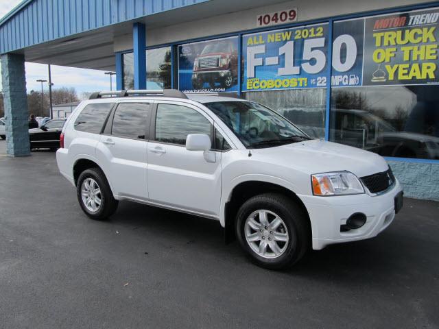 Photo of 2011 Mitsubishi Endeavor