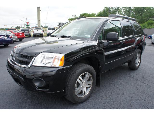 Photo of 2006 Mitsubishi Endeavor
