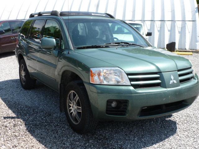 Photo of 2004 Mitsubishi Endeavor