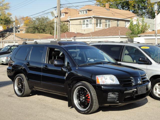 Photo of 2004 Mitsubishi Endeavor