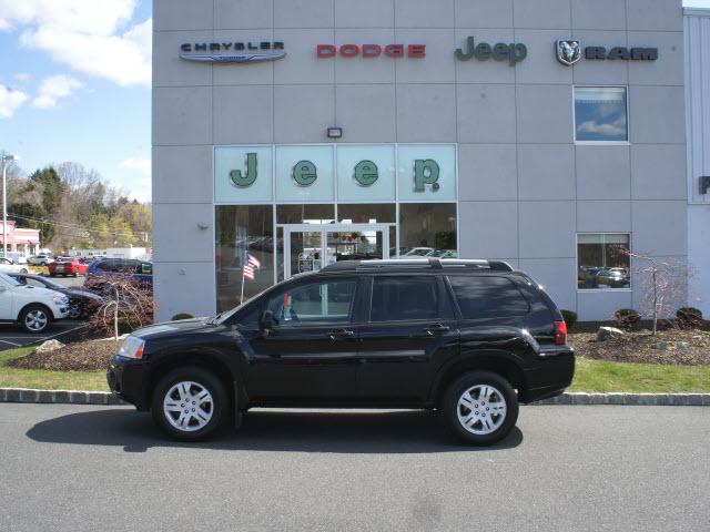 Photo of 2008 Mitsubishi Endeavor