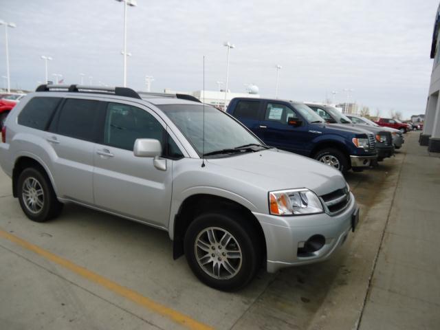 Photo of 2008 Mitsubishi Endeavor