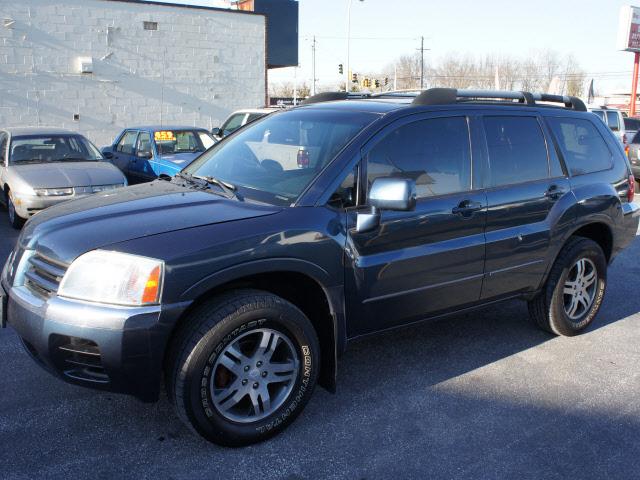 Photo of 2004 Mitsubishi Endeavor